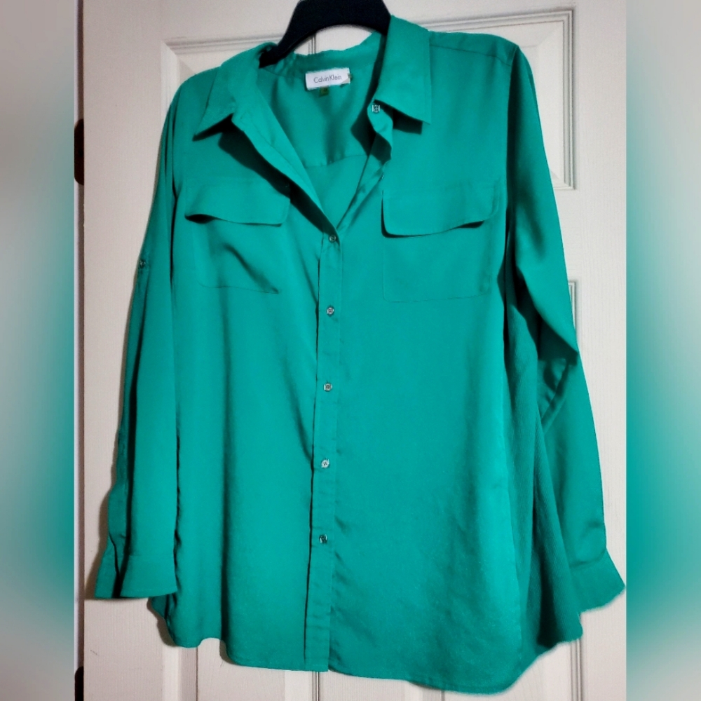 Calvin Klien Womens Teal Satiny Button Blouse Size 0x